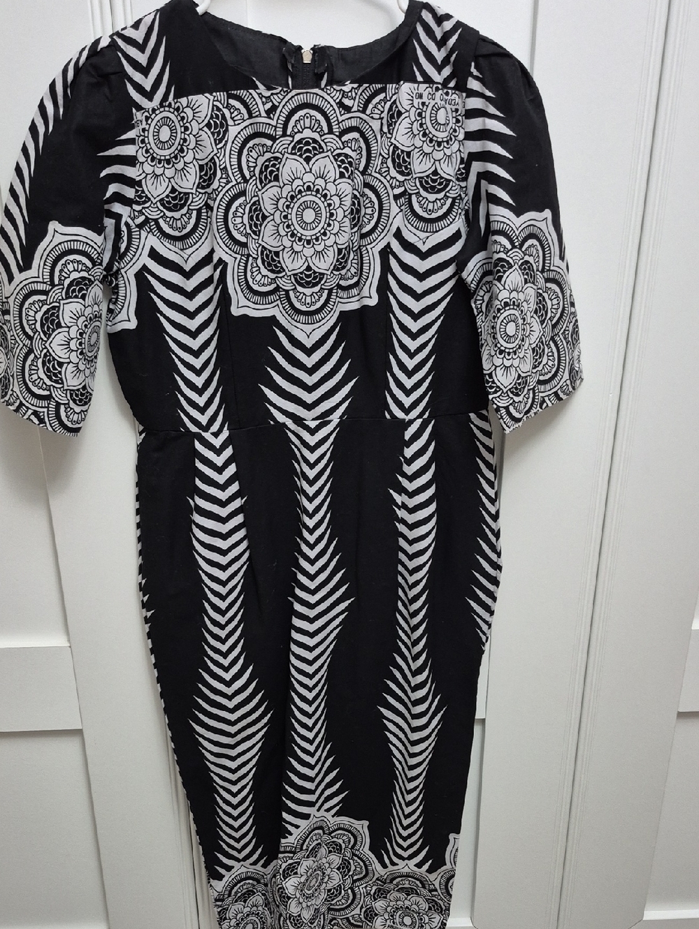 Black & White Floral Chevron Midi Dress
